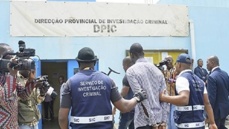 Seis jornalistas detidos em manifestação em Luanda