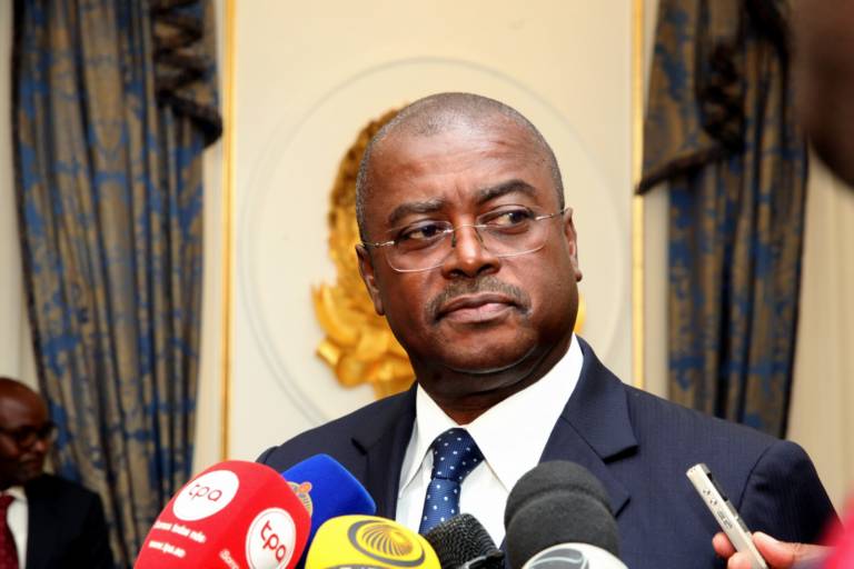Ministro do Interior moçambicano diz que situação continua complexa em Cabo Delgado