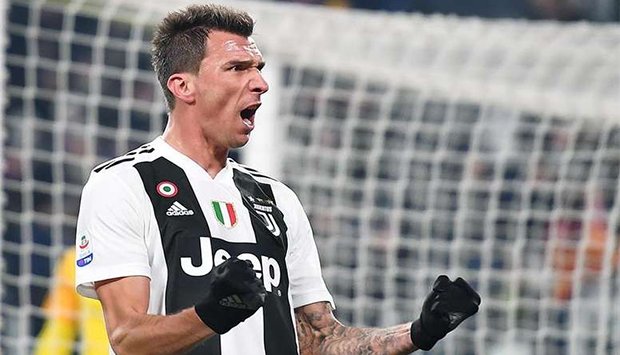 AC Milan confirma contratação de Mario Mandzukic