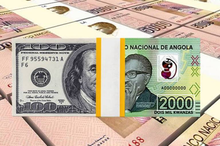 Kwanzas por cada nota de um dólar