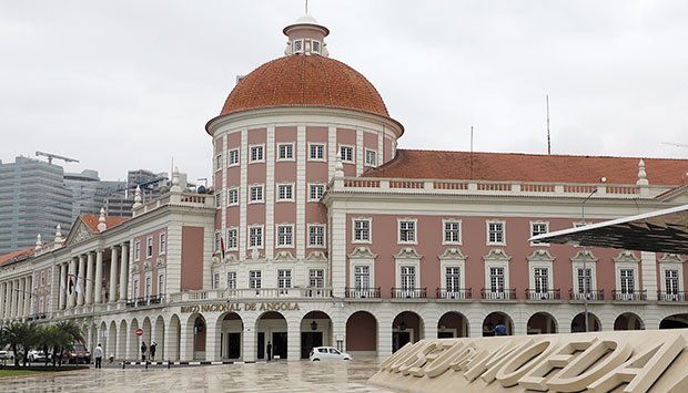 Há menos empresas a fecharem as portas