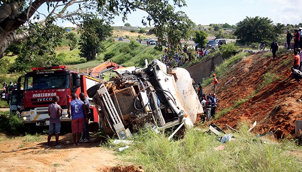 Quatro mortes e 15 feridos durante o final de semana