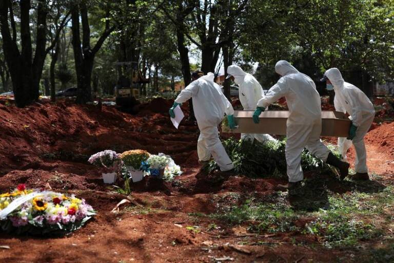 Pandemia já matou 3,46 milhões de pessoas