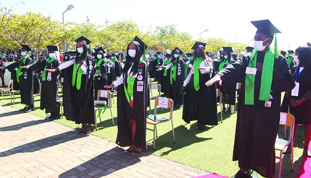 Universidade Cuito Cuanavale entrega diploma a 477 licenciados