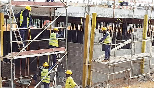 Malanje busca soluções para recomeço das obras