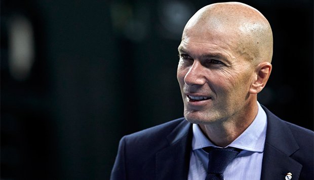 Zidane rejeita ofertas e espera pelos ‘Bleus’