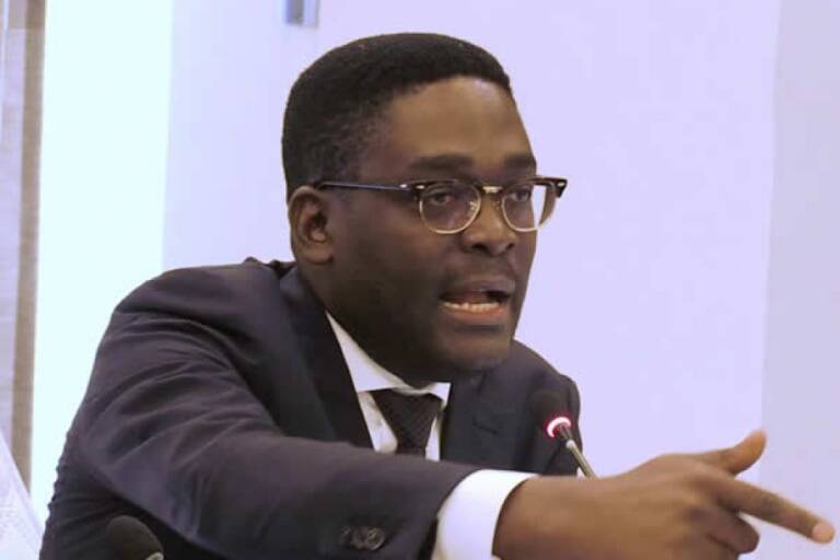 O que o António Paulo (MPLA) não disse é que ninguém percebeu qual foi realmente o sentido inicial do veto de JLo, incluindo os deputados da própria bancada maioritária