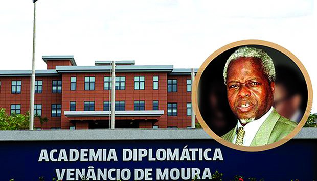 Academia homenageia Venâncio de Moura