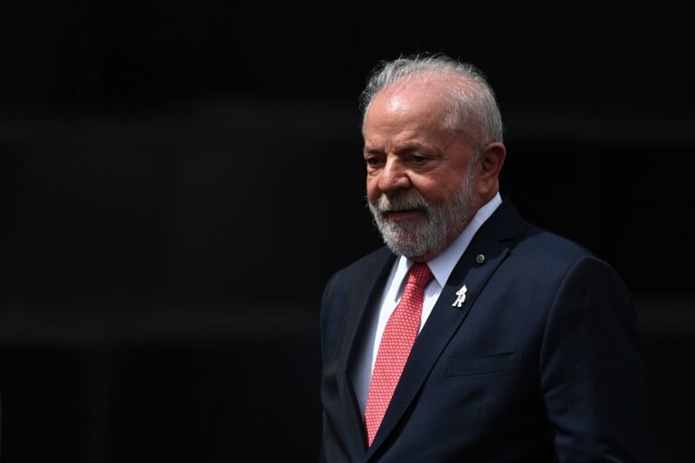 CIMEIRA BILATERAL E REUNIÃO COM PR MARCAM DIA DE LULA DA SILVA EM PORTUGAL