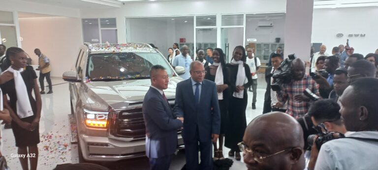 GWM soma e segue com a venda do melhor carro da China na inauguração da loja 4S