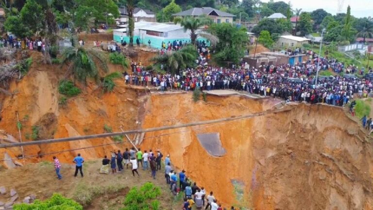 Deslizamento de terra faz 12 mortos e mais de 50 desaparecidos na RDC