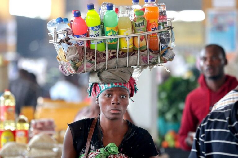 Proibida venda ambulante de animais vivos, bebidas alcoólicas e combustíveis