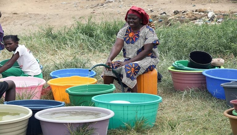 EM LUANDA ATÉ A ÁGUA… FALTA