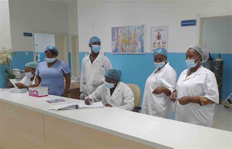 Governo encerram cursos de análises clínicas e enfermagem em 10 províncias do país, por um período de 5 ano