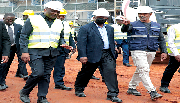 JLO gostou o que viu: Angola vai ter um novo Centro de Convenções ainda e este ano