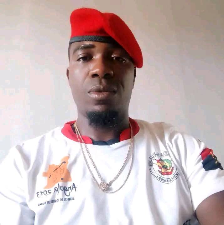 Detido ativista Osvaldo Caholo por organizar protesto em Luanda