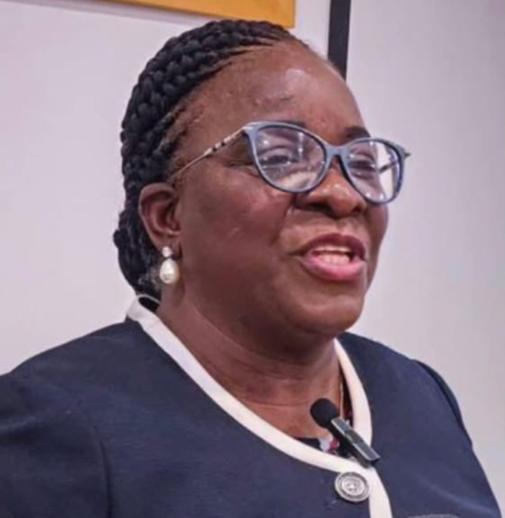 JOVITA ANDRÉ É A NOVA BASTONÁRIA DA ORDEM DOS MÉDICOS DE ANGOLA