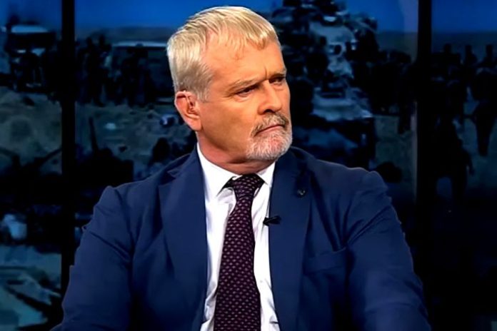 fa54ed586ed19cb02397f4d2e026d6a1_L