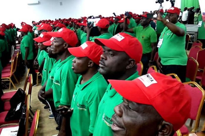 7733eca0e5f3456e7b1deef4445f2a45_L