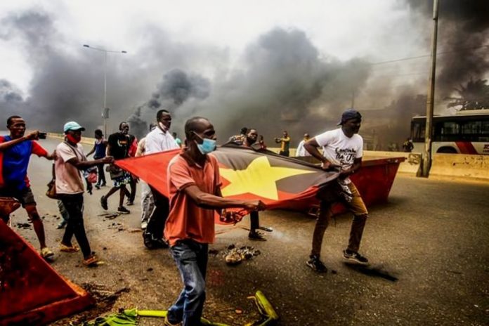 96419b00e35dee2e8e7c63e31300f202_L